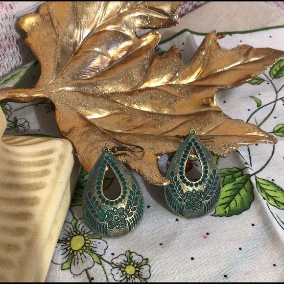 NWT Pierced Wire Fashion Earrings Dangle Bohemian Tear Drop Patina Metal - Picture 11 of 12